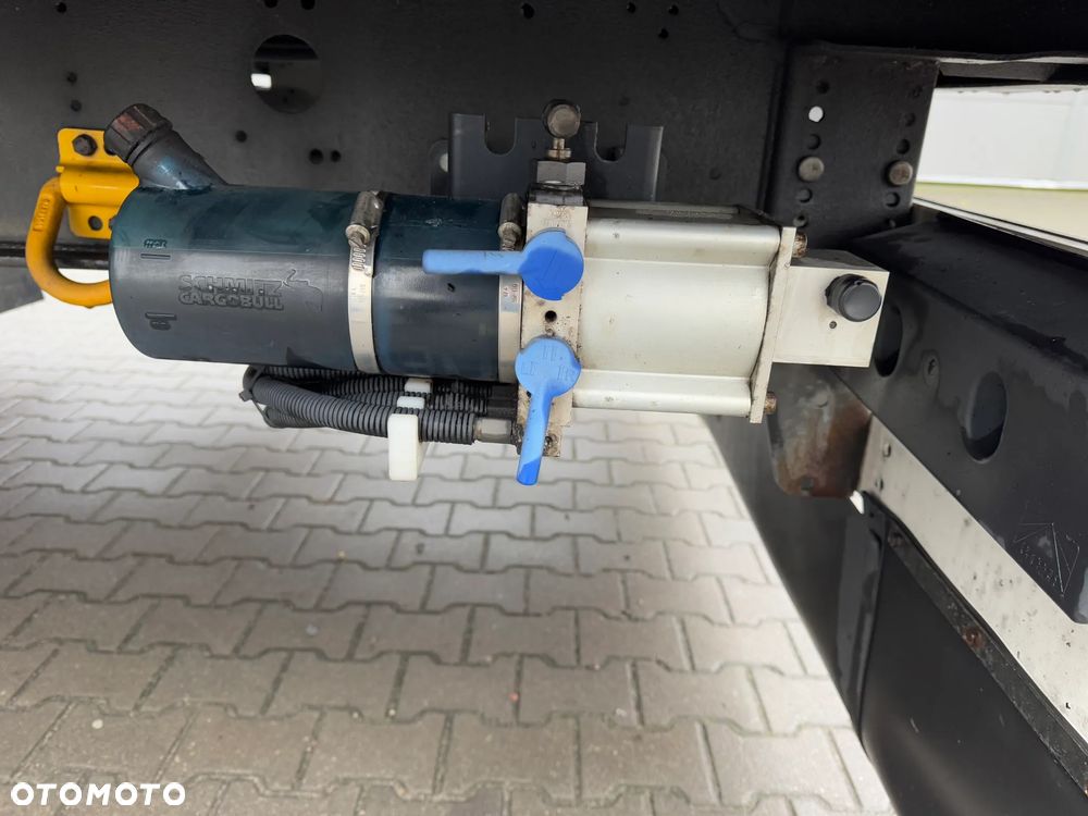 Schmitz Cargobull VARIOS 2,70-3-05m,  oś podnoszona!! 385/55R22,5 - 31