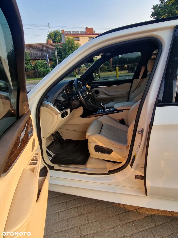 BMW X5 3.5i xDrive - 32