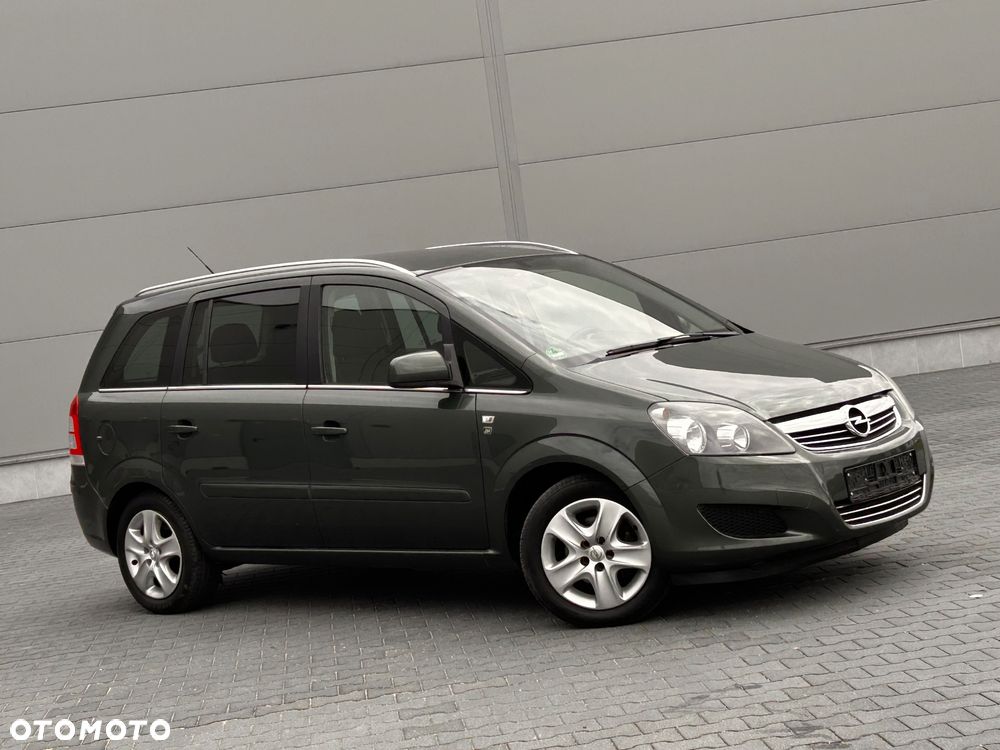 Opel Zafira 1.8 Cosmo - 10