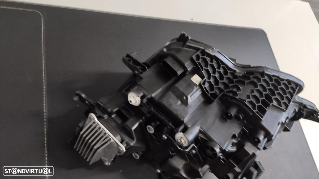 farol direito full Led Volvo S60 + V60 - 8