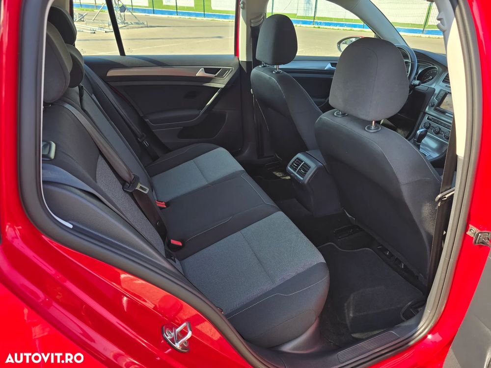 Volkswagen Golf - 7