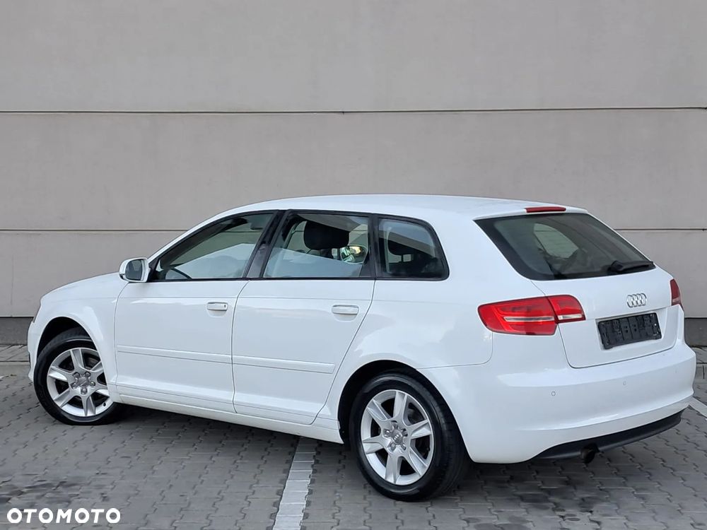 Audi A3 1.6 Limited Edition - 6
