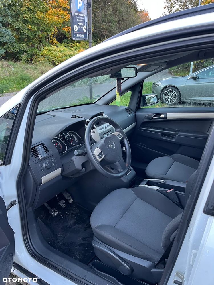 Opel Zafira 1.9 CDTI Cosmo - 8