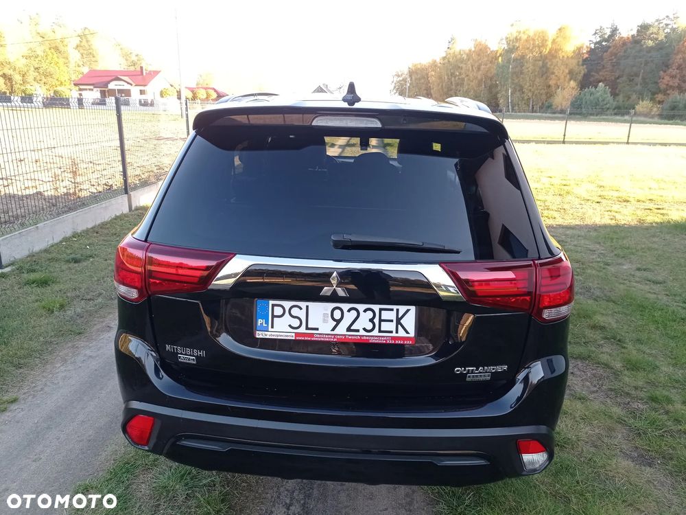 Mitsubishi Outlander - 20