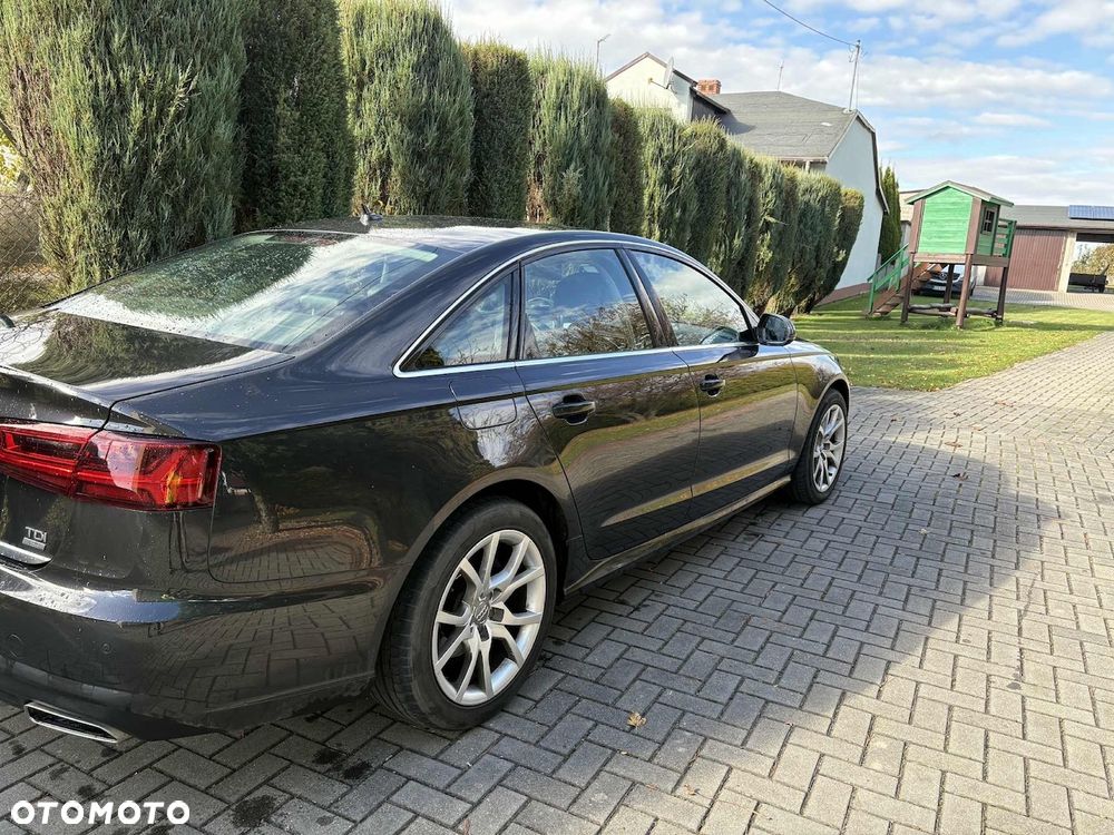 Audi A6 - 4