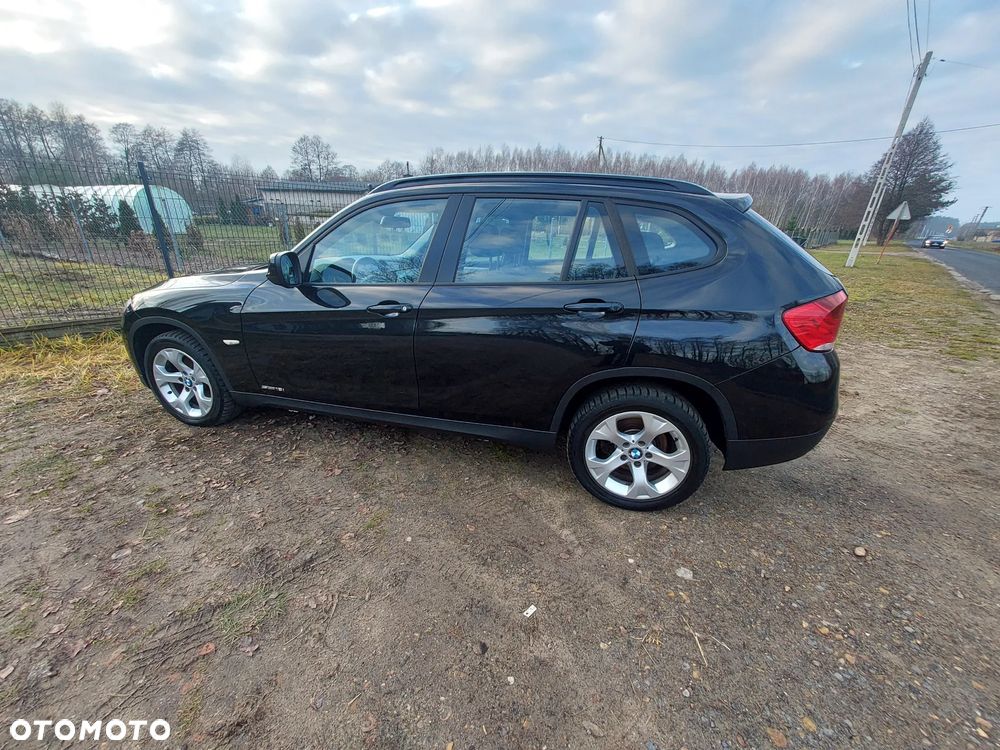 BMW X1 sDrive18i - 28