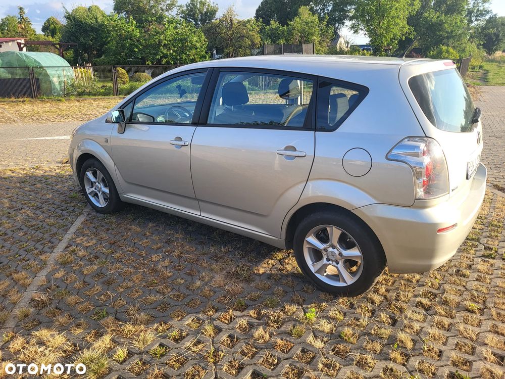 Toyota Corolla Verso 1.8 Sol 7os - 9