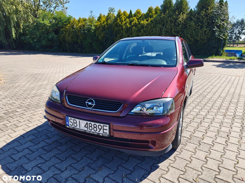 Opel Astra - 1