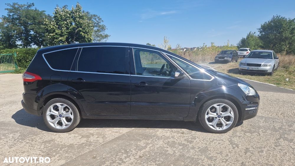 Ford S-Max - 14
