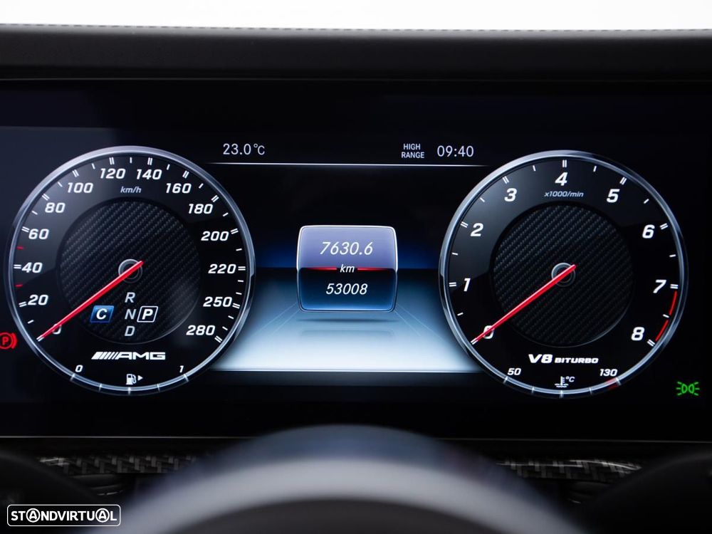 Mercedes-Benz G 63 AMG - 45
