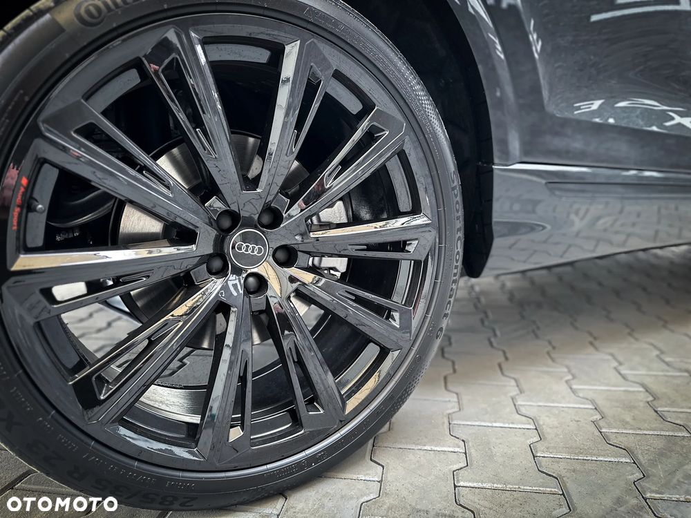 Audi Q8 - 9