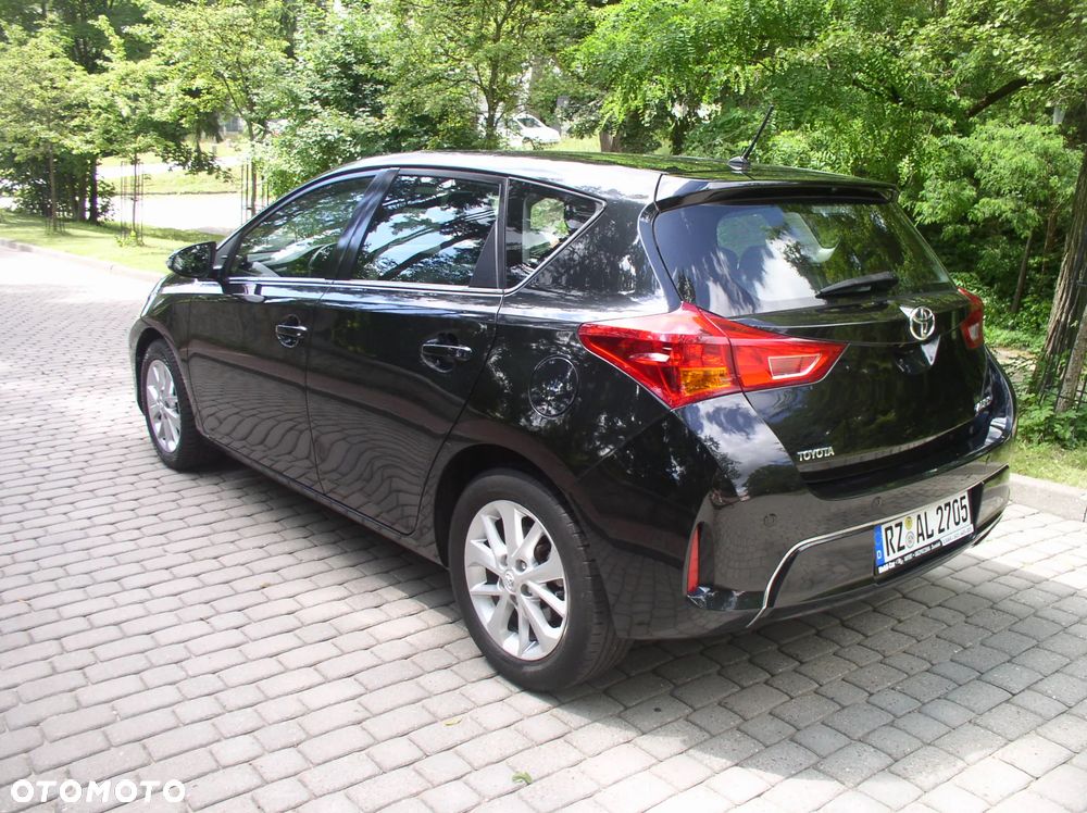 Toyota Auris 1.6 Valvematic Executive - 33