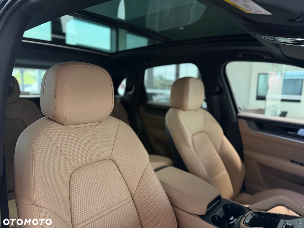 Porsche Cayenne Black Edition - 23