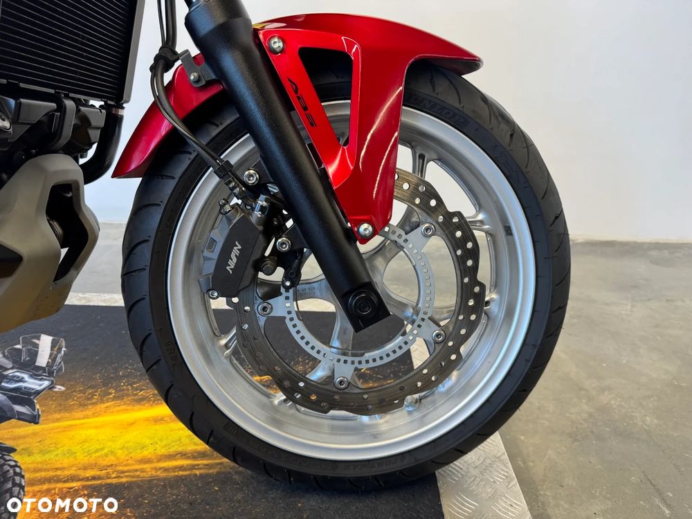 Honda NC - 8
