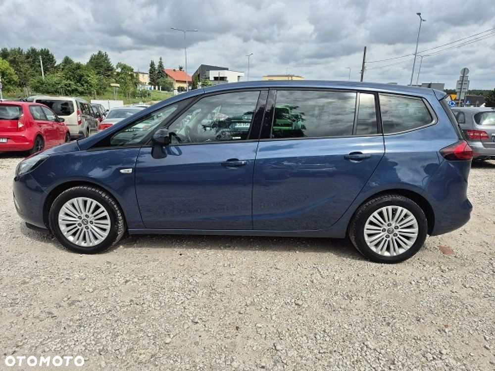 Opel Zafira - 15