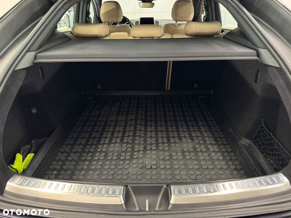 Mercedes-Benz GLE - 13