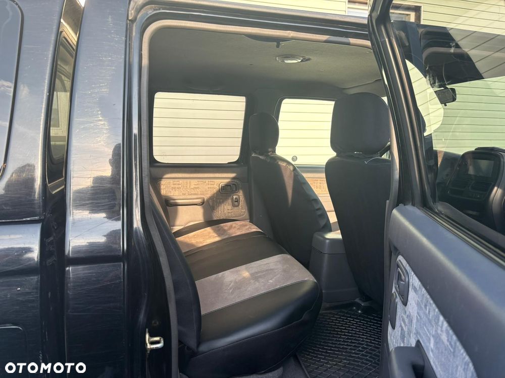Nissan Navara - 10