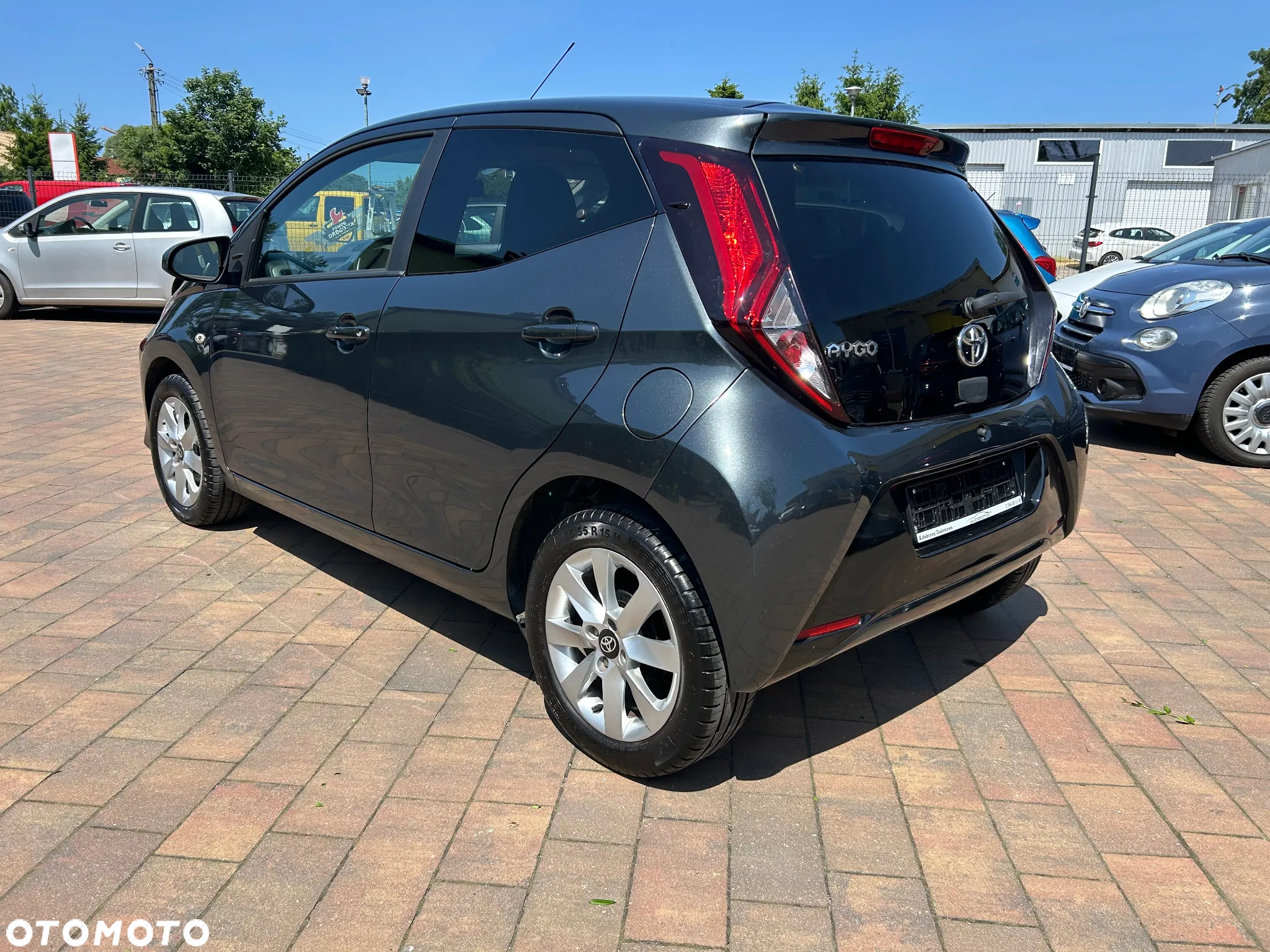 Toyota Aygo 1.0 VVT-i JBL Edition - 4