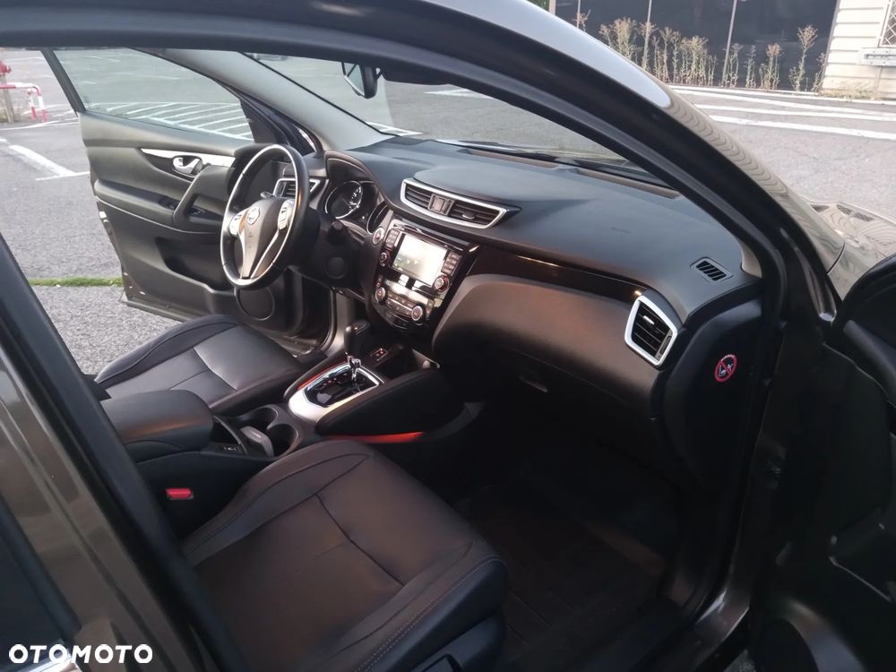 Nissan Qashqai 1.2 DIG-T Xtronic TEKNA - 10