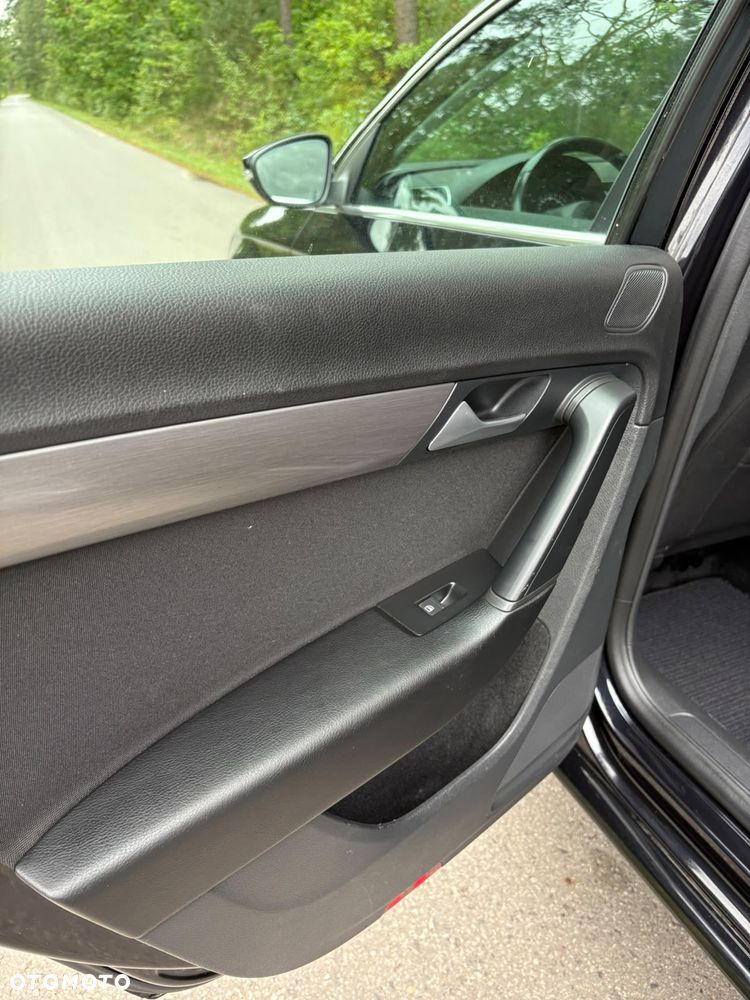 Volkswagen Passat 1.6 TDI BlueMotion - 8