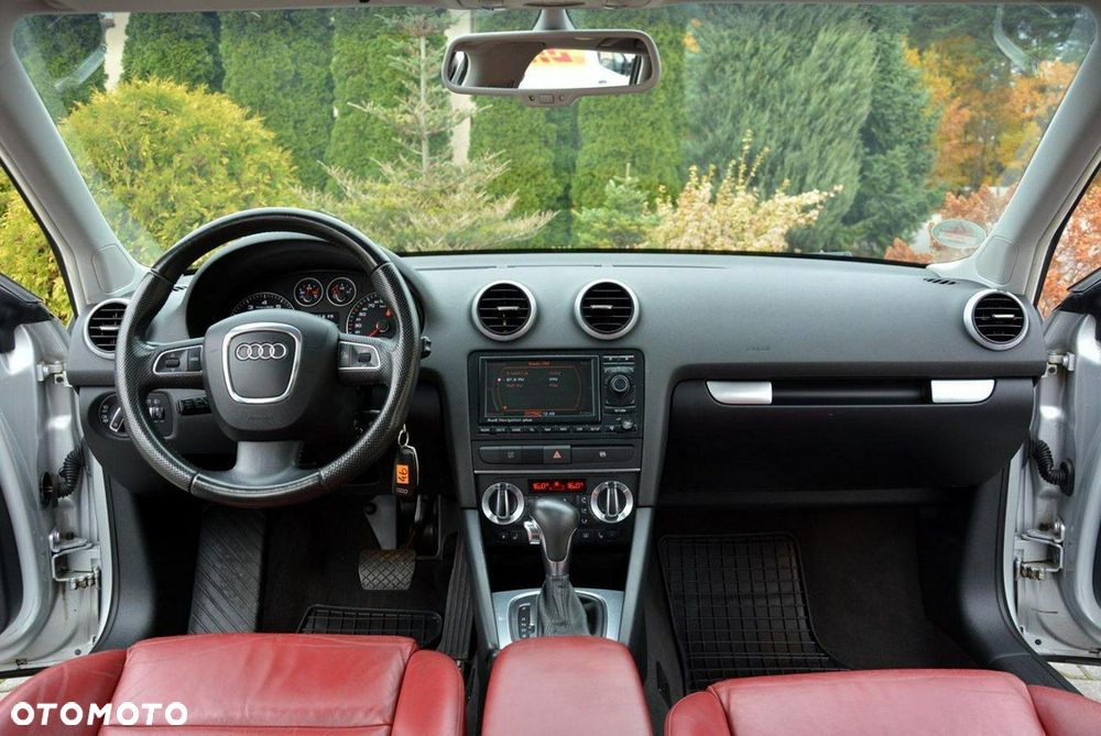 Audi A3 Sportback 1.8 TFSI Attraction S tronic - 25