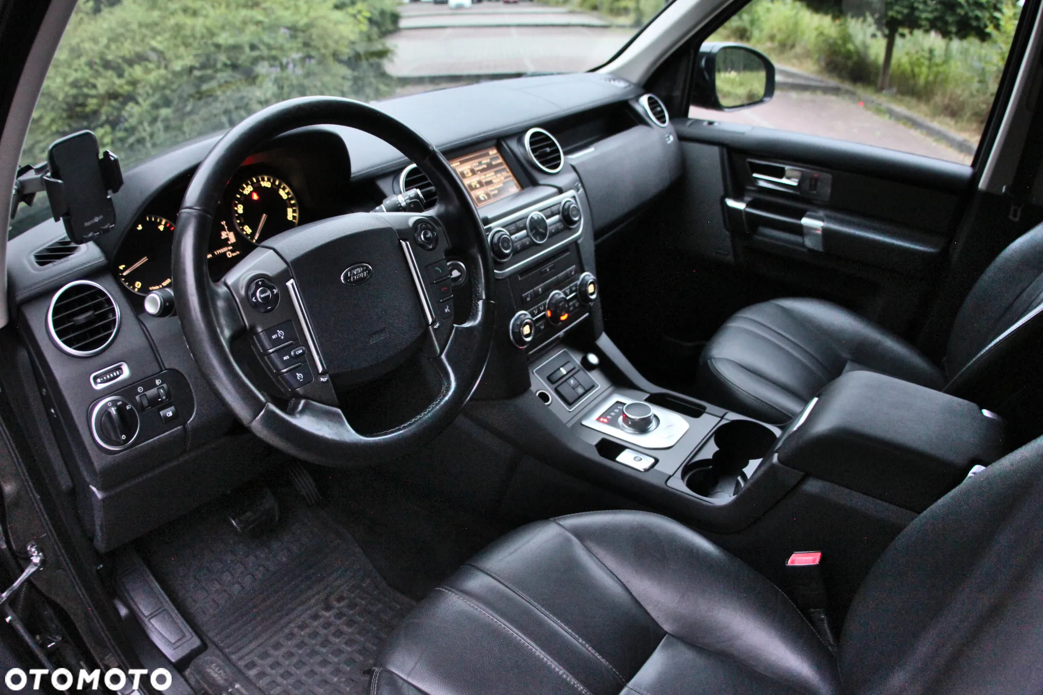 Land Rover Discovery - 15