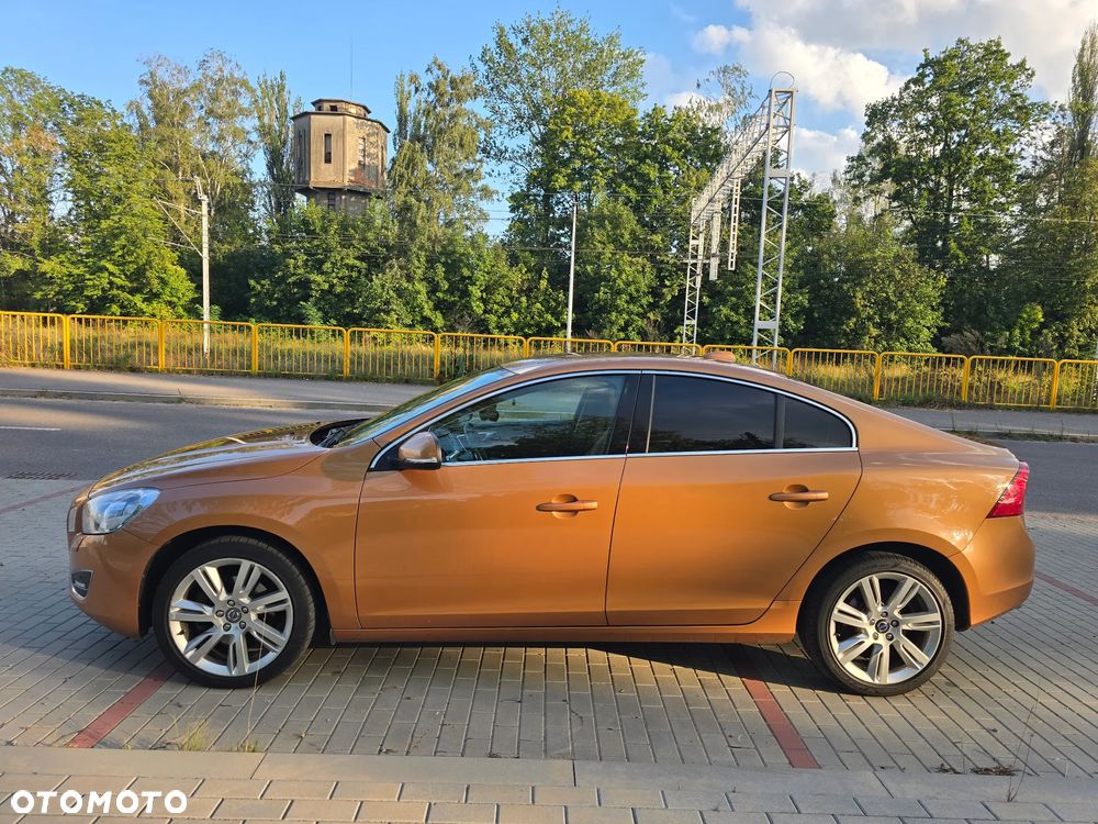 Volvo S60 - 5