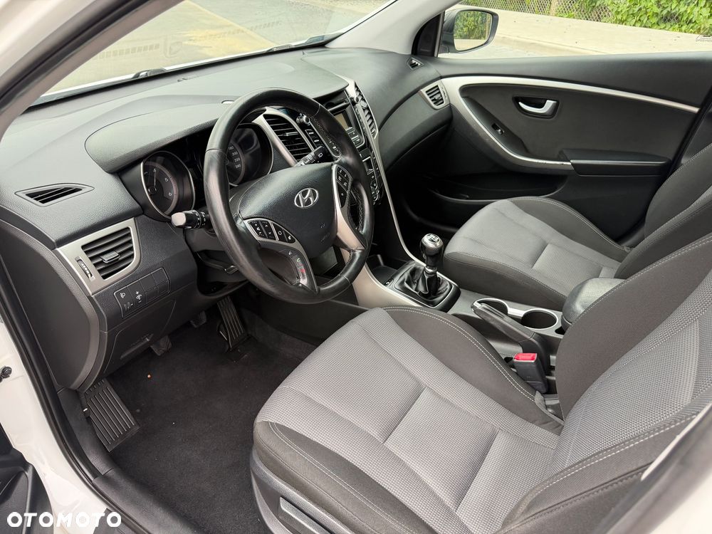 Hyundai i30 1.6 CRDi Comfort - 9