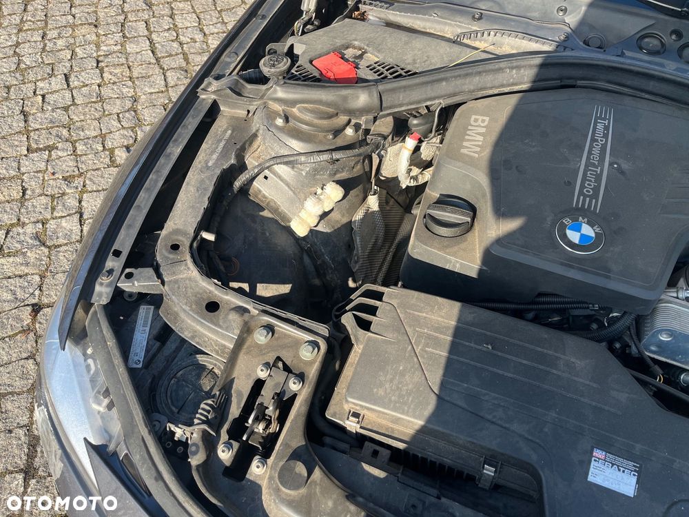 BMW Seria 3 328i - 13