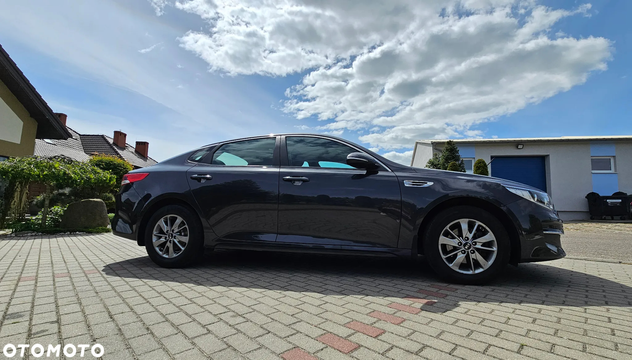Kia Optima - 18
