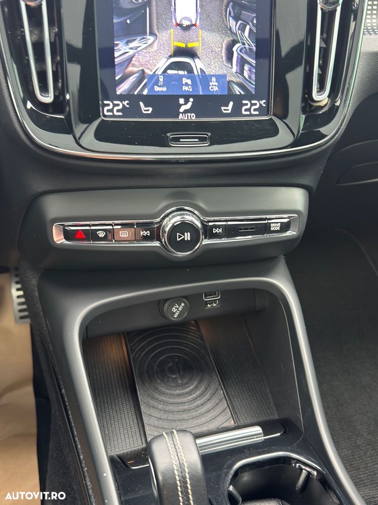 Volvo XC 40 D4 AWD Geartronic R-Design - 13