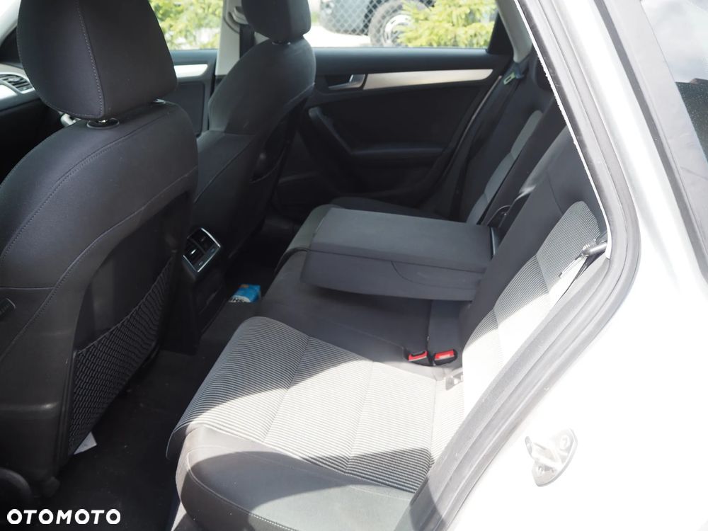 Audi A4 Limousine 2.0 TDI DPF Ambition - 8