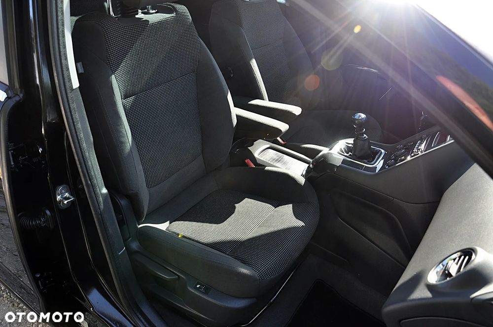 Peugeot 5008 2.0 HDi Family - 25