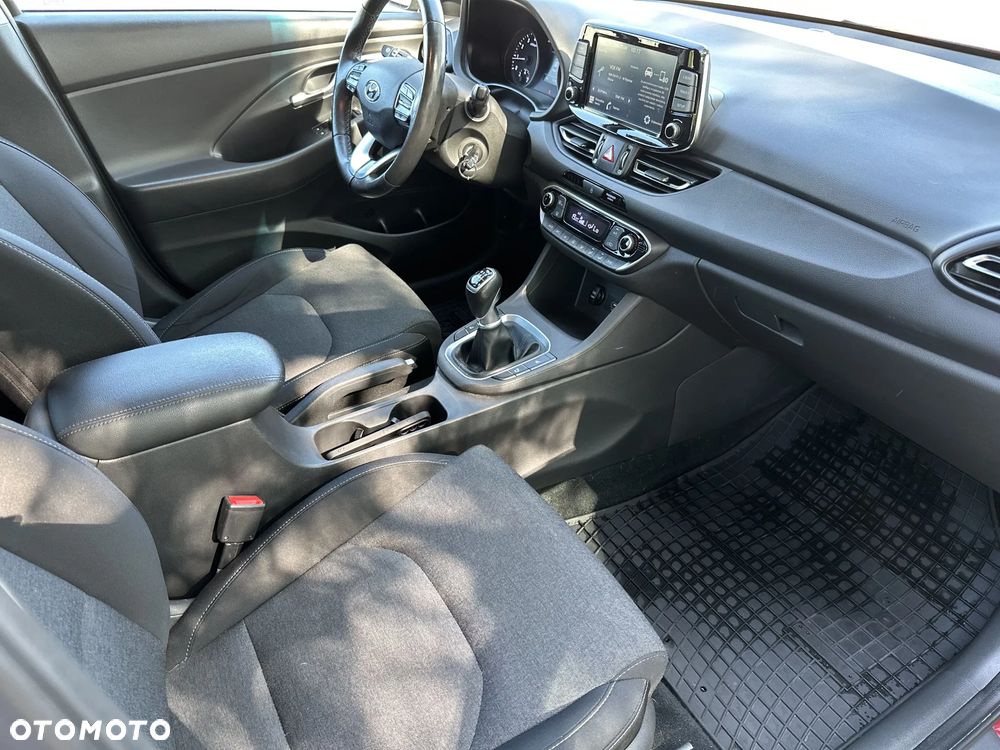 Hyundai i30 1.5 DPI Comfort - 21