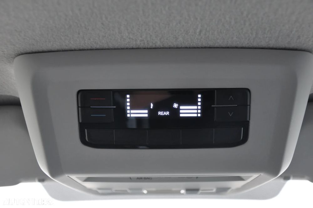 Volkswagen Transporter - 17