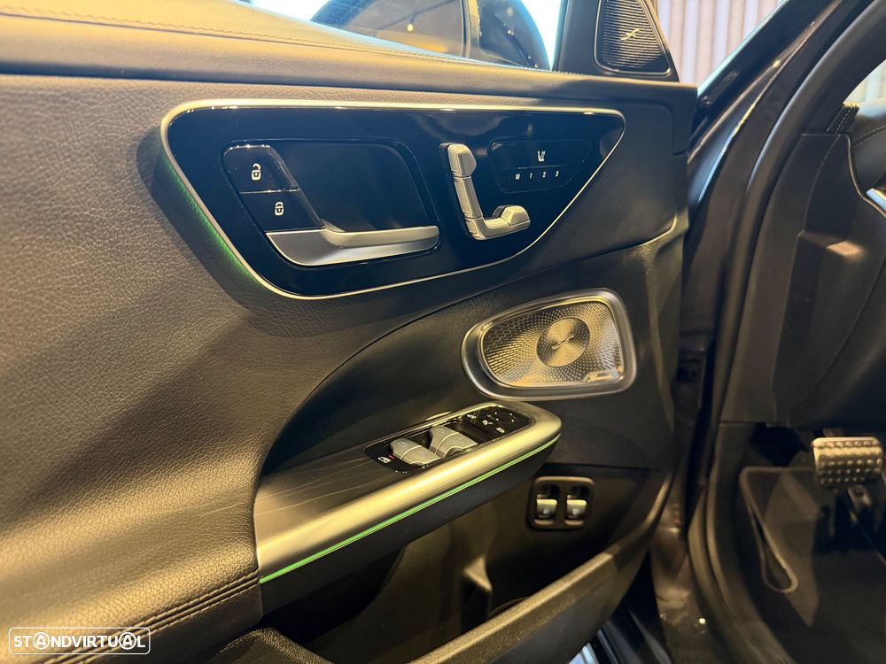 Mercedes-Benz C 300 e AMG Line - 15