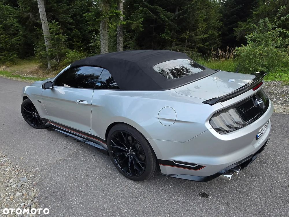 Ford Mustang - 5