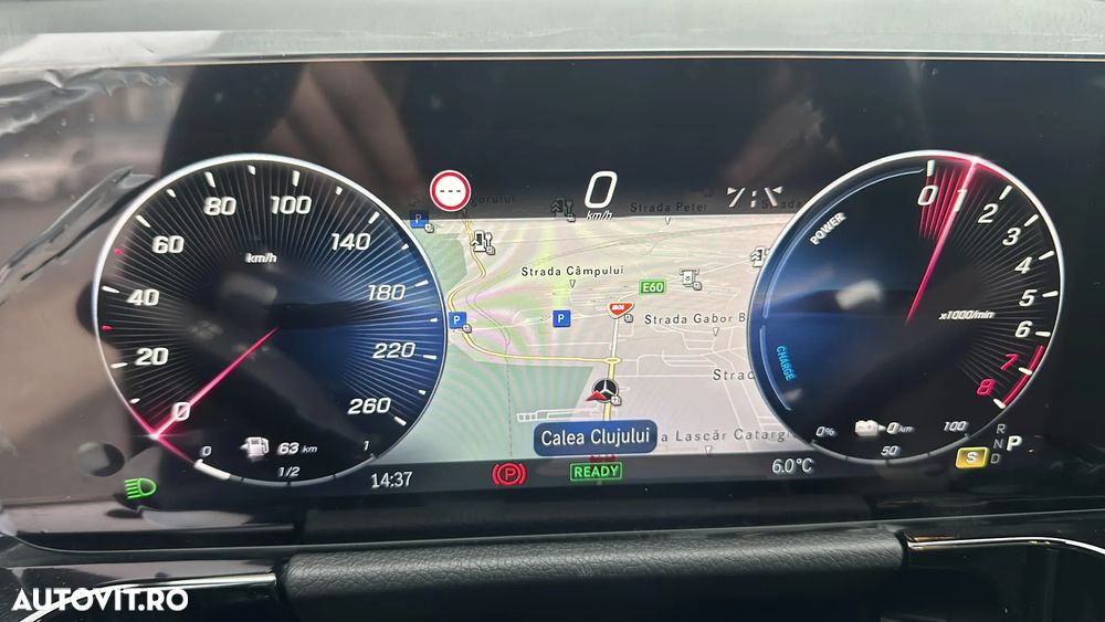 Mercedes-Benz GLA 250 e - 13