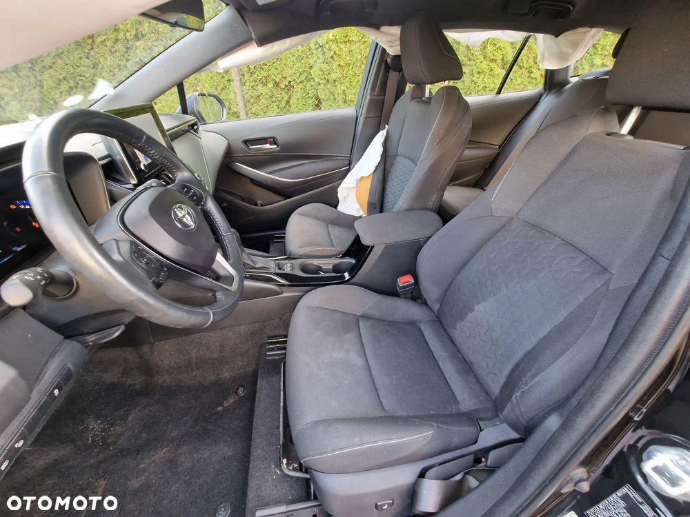 Toyota Corolla 1.8 Business Edition - 10