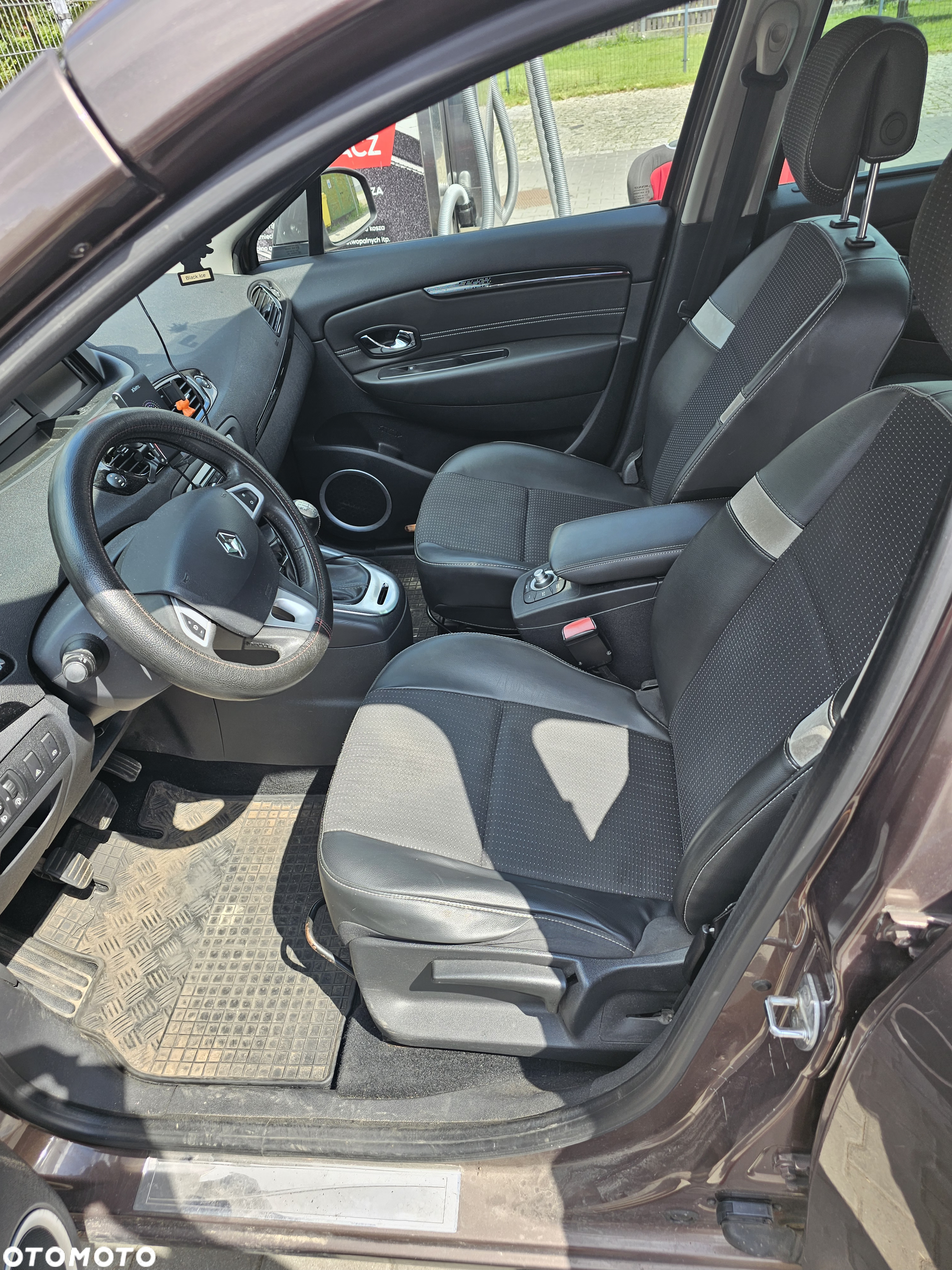Renault Scenic - 11