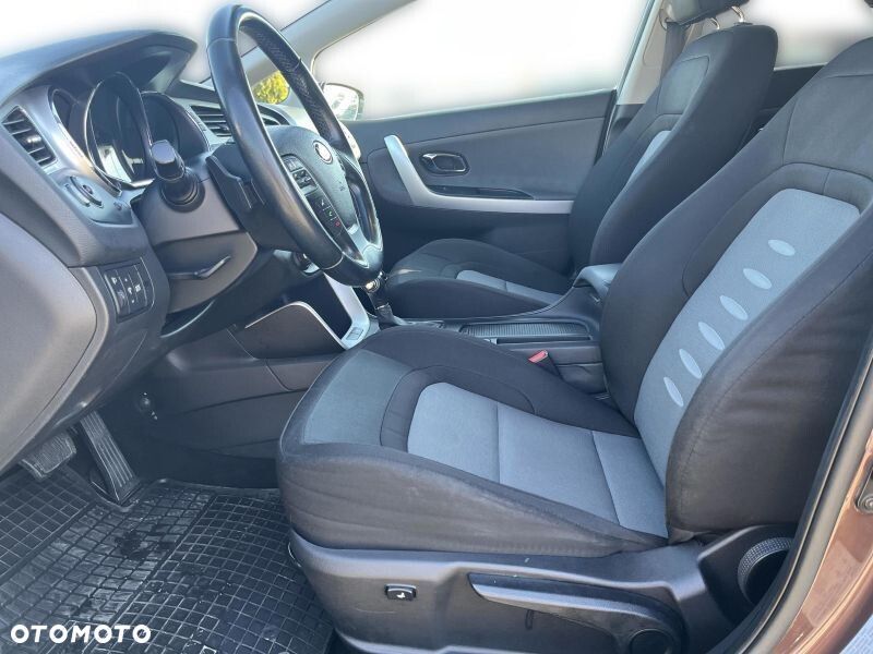 Kia Ceed 1.6 GDI L DCT - 15