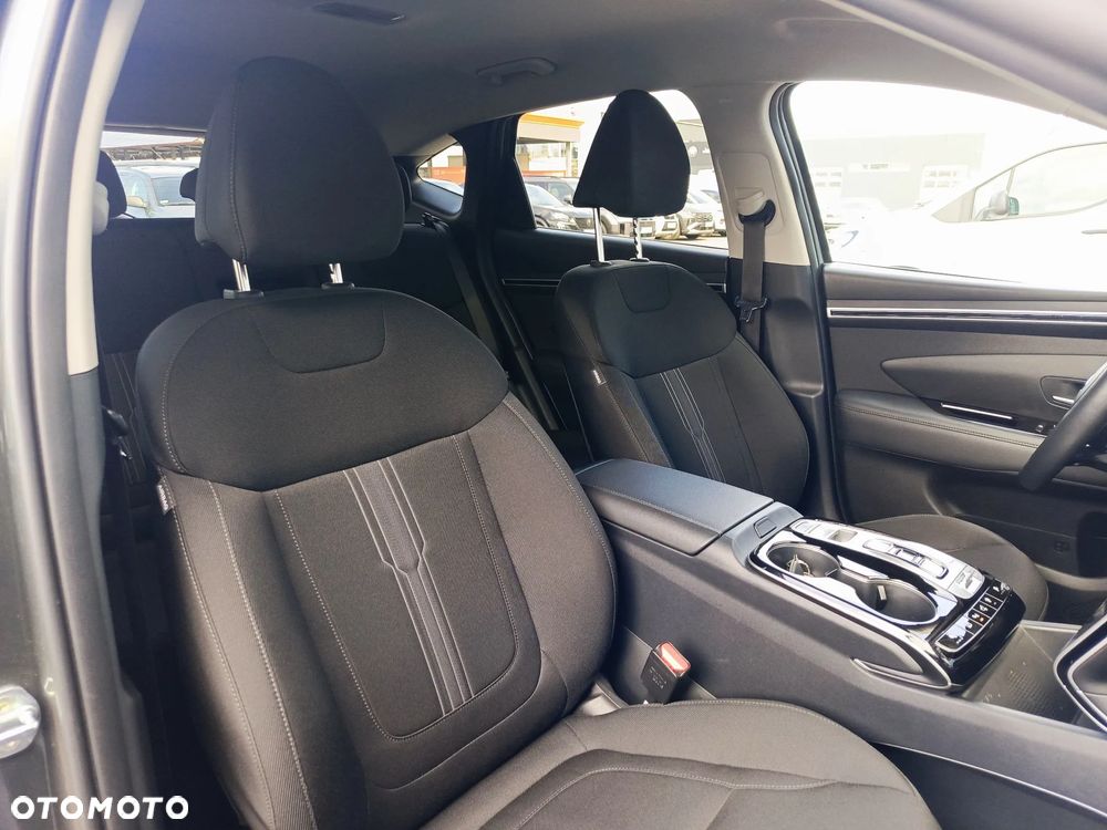 Hyundai Tucson 1.6 T-GDi HEV Executive 2WD - 21