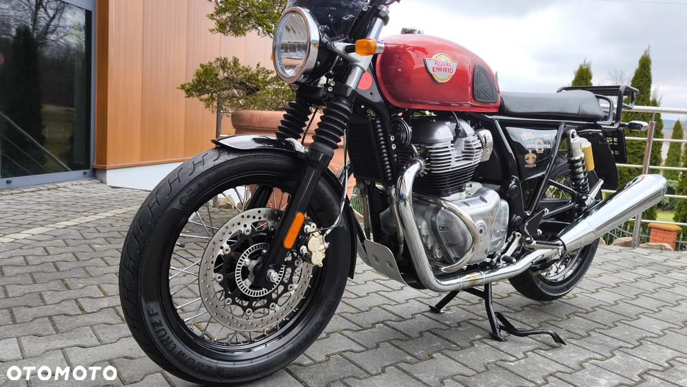 Royal Enfield Interceptor - 12