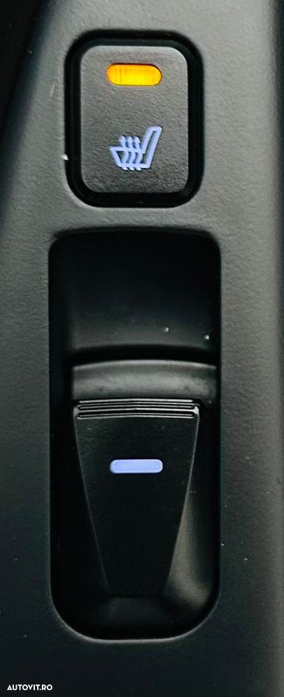 Hyundai ix35 1.7 CRDI 2WD blue Finale Gold - 15