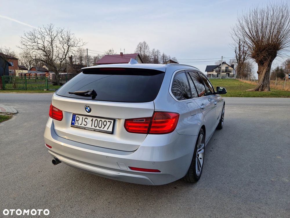 BMW Seria 3 320d xDrive - 4