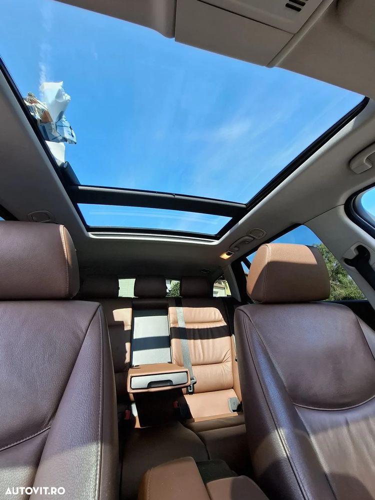 BMW Seria 3 318d DPF Touring - 28