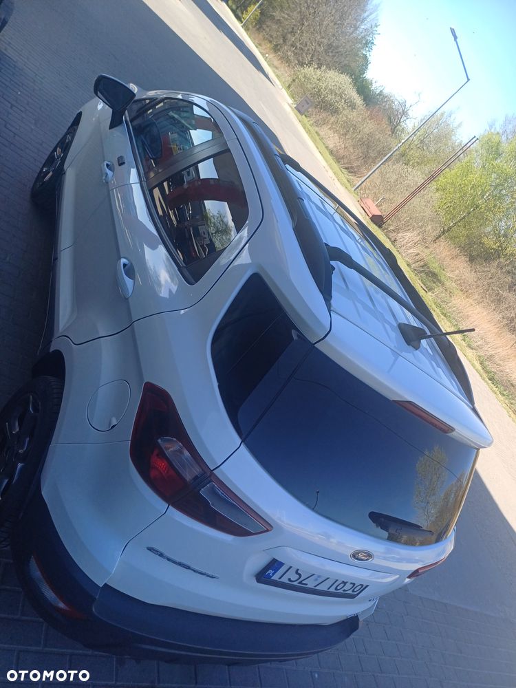 Ford EcoSport - 4