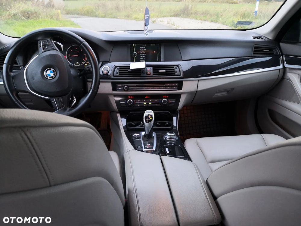 BMW Seria 5 520d - 15