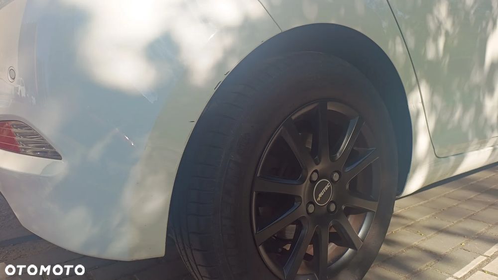 Hyundai i20 1.4 Comfort - 12