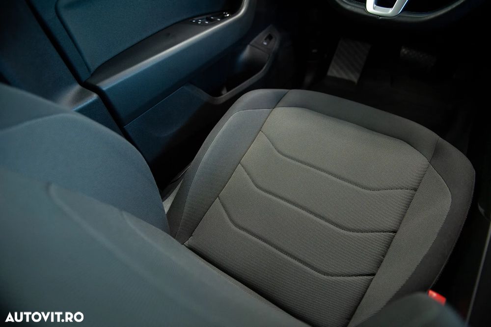 Volkswagen Touareg - 21